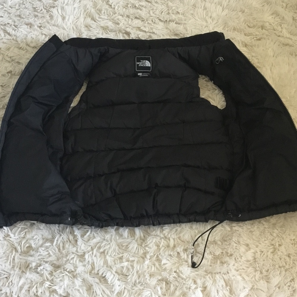 The North Face Charcoal Insulated Vest - Picture 6 of 11